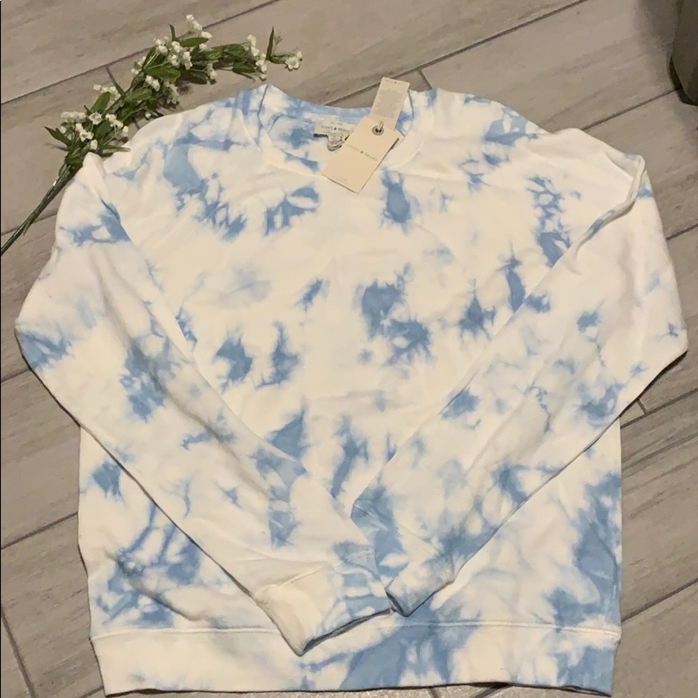 Lucky brand size medium tie dye sweater